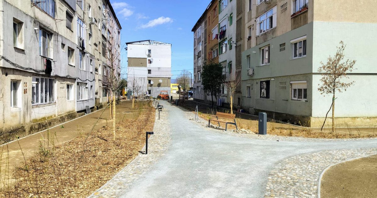 PRIMARUL DIN CARANSEBES ISI FACE LECTIILE PENTRU ALEGERI!