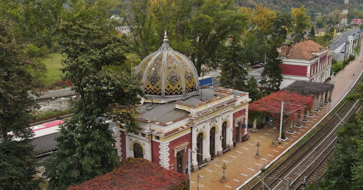 Gara din Băile Herculane - o bijuterie a Banatului ce urmează să renască