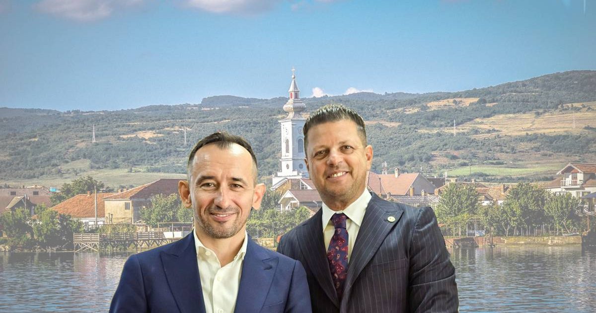 Primarul Adrian Torma și viceprimarul Constantin Schinteie, aproape de oameni: Dialog deschis cu cetățenii orașului Moldova Nouă