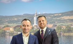 Primarul Adrian Torma și viceprimarul Constantin Schinteie, aproape de oameni: Dialog deschis cu cetățenii orașului Moldova Nouă