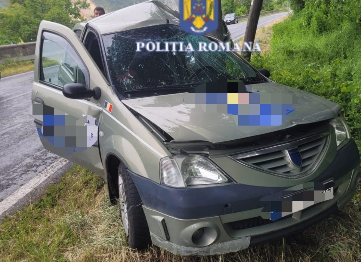 TRAGEDIE PE DN 57: ȘOFER ÎNCARCERAT, LUPTĂ DISPERATĂ PENTRU VIAȚĂ, DAR MOARTEA A FOST MAI RAPIDĂ!