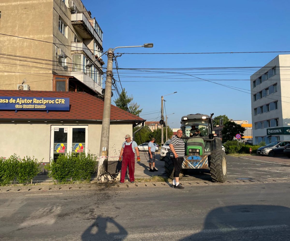 MOLDOVA NOUA- Bețivul Zburător” a Făcut Prăpăd în Centru!