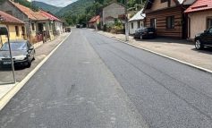 Asfalt proaspăt pe Strada Minerilor! Infrastructura rutieră din Moldova Nouă intră în linie dreaptă