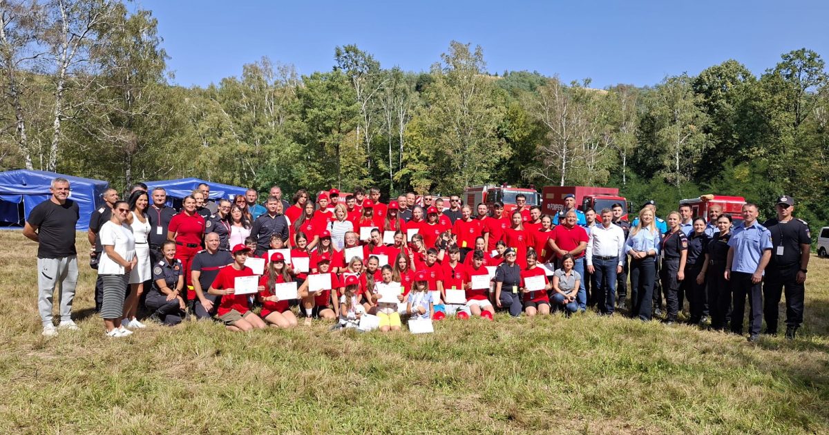 INFOCAMP – Tabăra care a unit tineri din România și Serbia prin spiritul voluntariatului și al solidarității