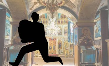 Din altar, direct în arest: furtul sfintei baterii la Moldova Nouă
