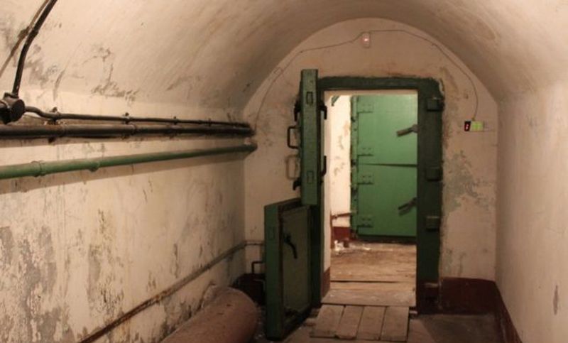 Din ascunzătoare secretă, atracție turistică! Buncărul comunist din Reșița te bagă în trecut