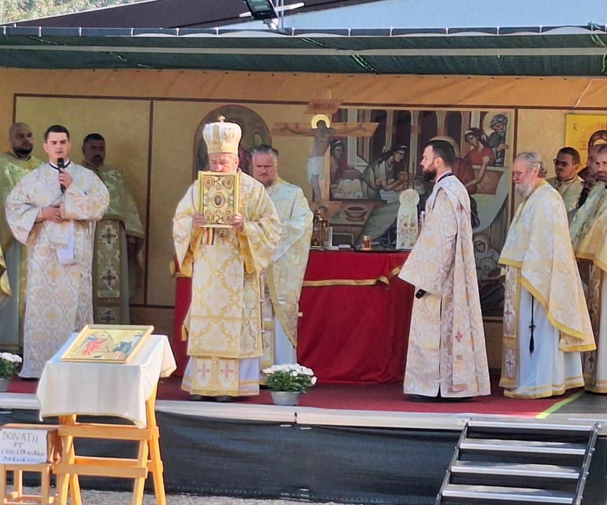 Schitul Coronini și-a sărbătorit hramul cu prăznuire aleasă