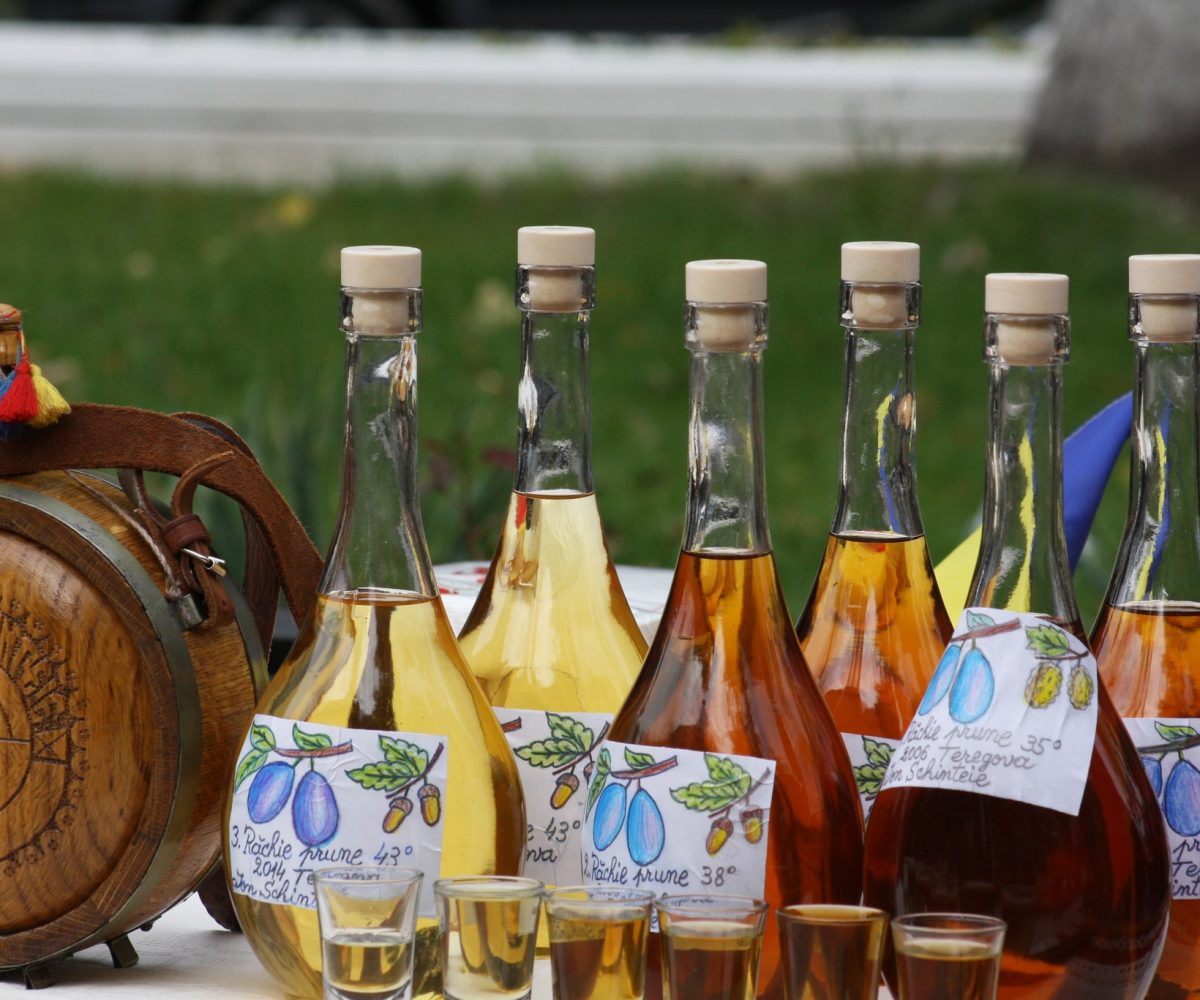 Festivalul Răchiei și Bucatelor Tradiționale din Banatul de Munte – Ediția a XXIV-a