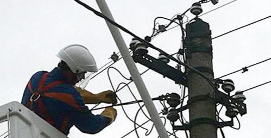 CARAS-SEVERINUL PARALIZAT DE INTRERUPERI „PROGRAMATE ” DE CURENT!