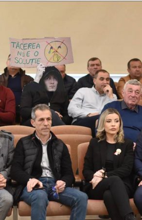  PRIMAR DEMISIONAR LA HUEDIN, BOICOT LA IMPOZITE – PRIMARII DIN CARAȘ-SEVERIN, CE MAI AȘTEPTAȚI?