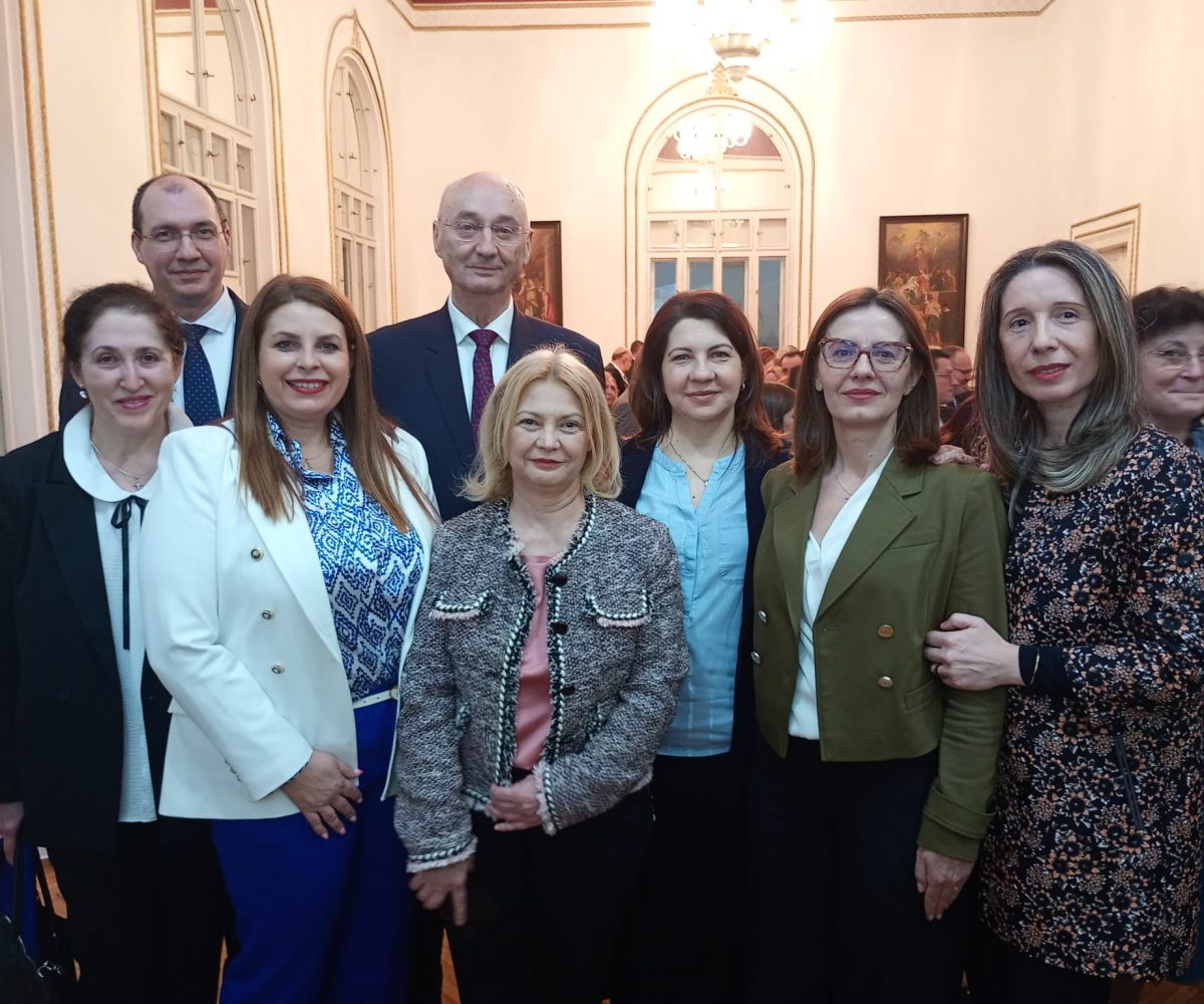 Prefectul de la Caraș-Severin, la chef cu sârbii! Dragomir a dat iama prin cocktail-uri și a promis că ne vizitează vecinii