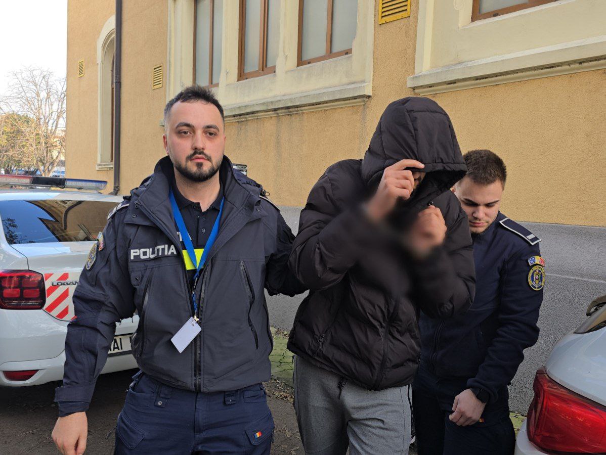 BĂTAIE GENERALĂ LA SECU! POLIȚISTUL TRIMIS SĂ SALVEZE O FEMEIE A AJUNS EL LA SPITAL!