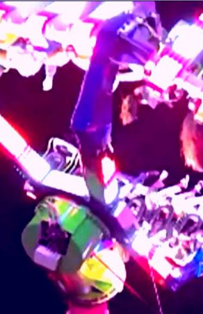 TEROARE LA ÎNĂLȚIME! 17 ADOLESCENȚI ATÂRNAȚI DEASUPRA ABISULUI ÎN CARANSEBEȘ!