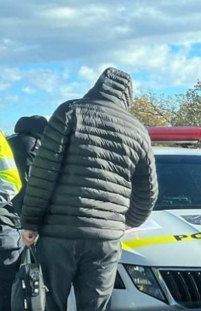 Șpagă de 100 de euro pentru permis? Final de coșmar pentru un șofer prins pe DN 6!