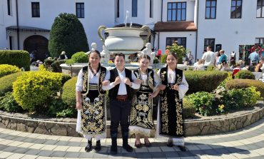 Patru stele din Moldova Nouă luminează graiul bănățean