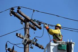 Șoc în Caraș-Severin înainte de finalul lui aprilie! Săptămâna neagră a întreruperilor de curent lovește zeci de localități