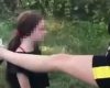 EXCLUSIV! TERORIZATĂ ÎN PLIN CENTRU! O copilă de 13 ani, bătută cu cruzime de o „bandă” de minore! Imaginile horror au ajuns pe internet!