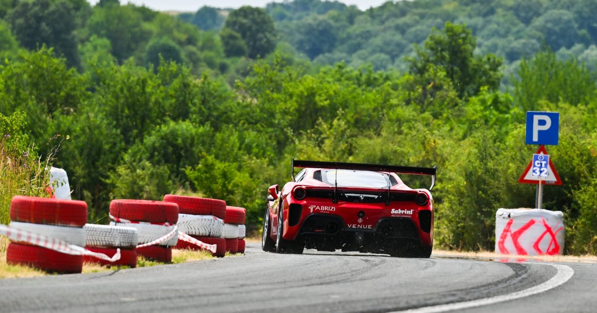 BOMBA ÎN MOTORSPORT: Record de adrenalină pe Valea Domanului! Monștrii pe patru roți asediază Reșița, iar fanii sunt în alertă maximă!