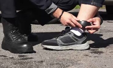 BOMBA NOPȚII ÎN CARANSEBEȘ! MAMA LOVITĂ FĂRĂ MILĂ ÎN FAȚA PROPRIILOR COPII! UN TÂNĂR A SĂRIT LA ATAC ÎN PLIN PARC!