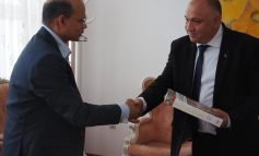 BOMBA ANULUI LA REȘIȚA! CE AU DISCUTAT, DE FAPT, LIDERII JUDEȚULUI  CU AMBASADORUL INDIEI?