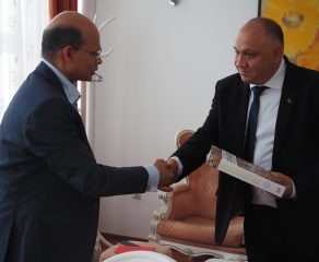 BOMBA ANULUI LA REȘIȚA! CE AU DISCUTAT, DE FAPT, LIDERII JUDEȚULUI  CU AMBASADORUL INDIEI?